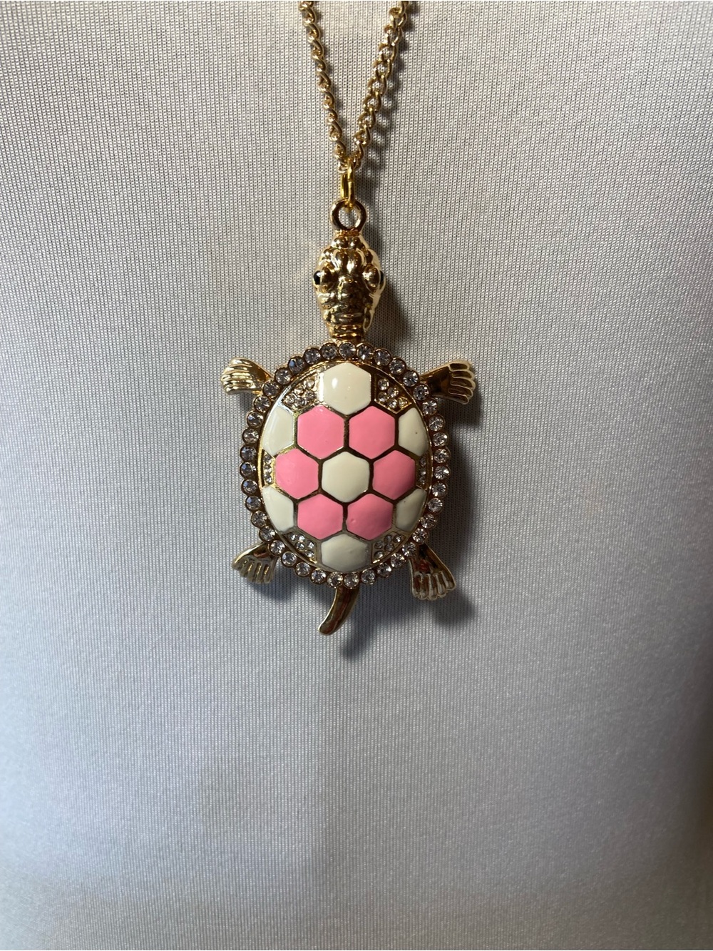 Vintage Gold-Tone Turtle Pendant Necklace with Pink and Cream Enamel